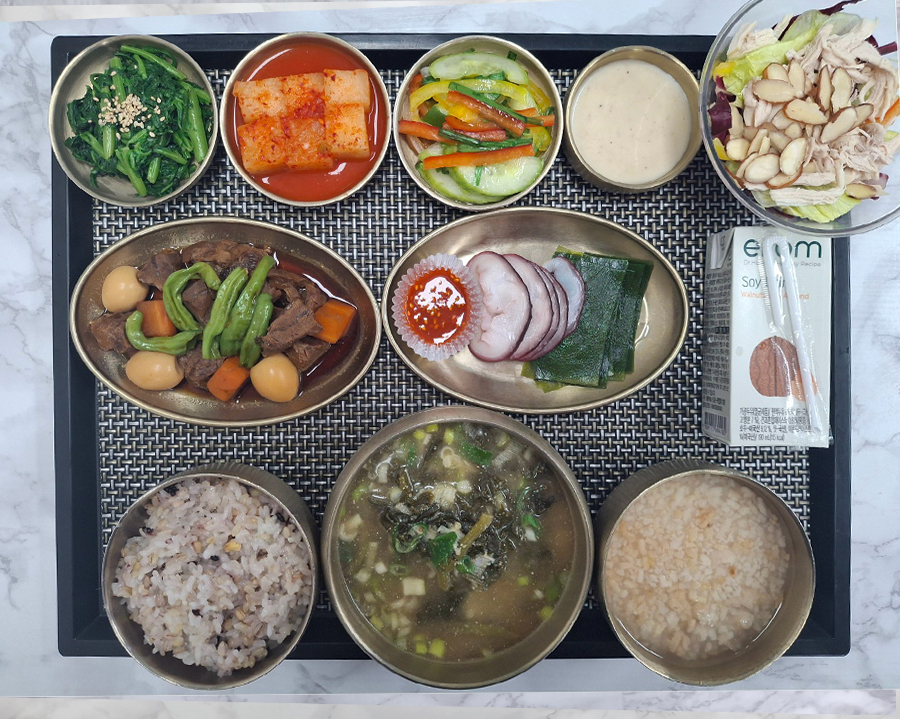 식사 2025년 10월 09일 식단 사진